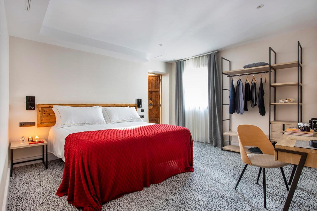 Cal Roure Boutique Hotel Igualada Exterior foto